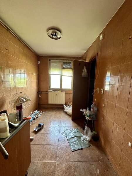 Drumul Taberei, vis a vis de statia de Metrou Valea Ialomitei si Kaufland